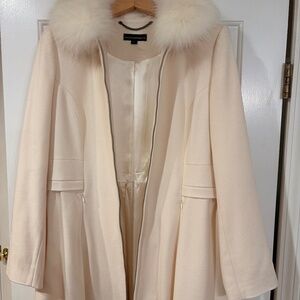 Sofia Cashmere Cream Cashmere Coat w/ Fox Fur Collar